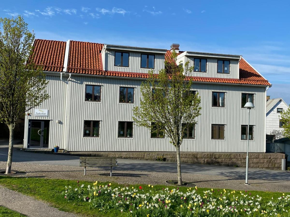 Parkvillan Kungshamn Exterior photo